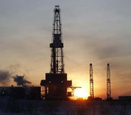 阿塞拜疆希望在进一步减产之前稳定油价