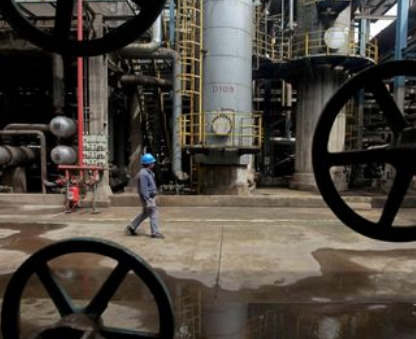 Aramco首席执行官表示石油行业面临感知危机