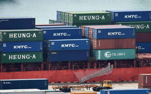 新加坡出口连续第二个月增长12月增长9.4％