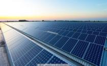太阳能热平板产生电力研究人员看到了广泛的住宅和工业应用