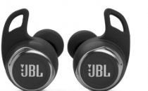五星级JBL运动耳塞降至仅99英镑